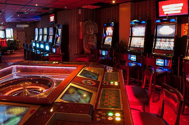 Live casino table with multiple players and dealer